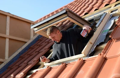 Pose de fenêtres de toit Velux à Blèves